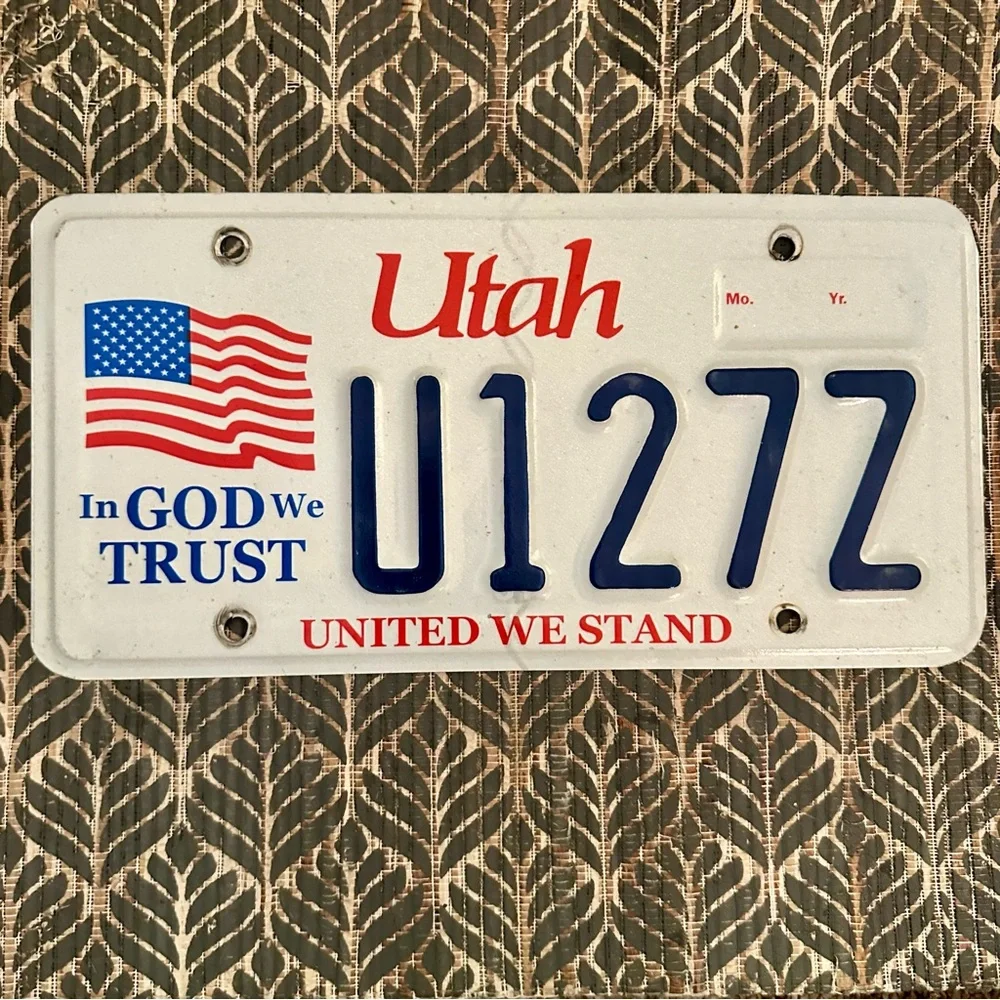 Utah In God We Trust United We Stand License Plate